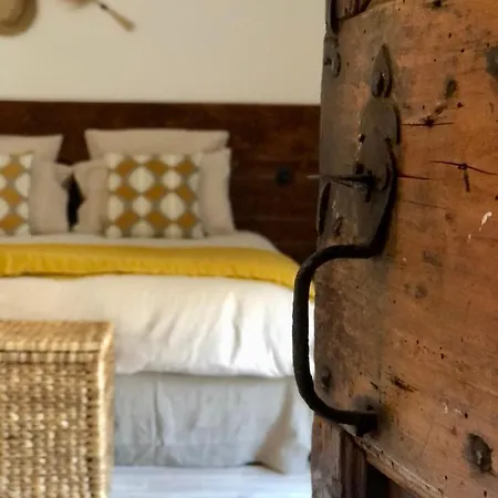 L'autre Maison 3* Saint-Jean-de-Ceyrargues
