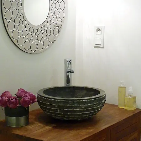 L'autre Maison Bed and breakfast 4*
