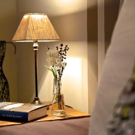 L'autre Maison Bed & Breakfast Saint-Jean-de-Ceyrargues