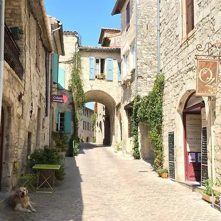 洛特梅森住宿加早餐旅馆 Saint-Jean-de-Ceyrargues